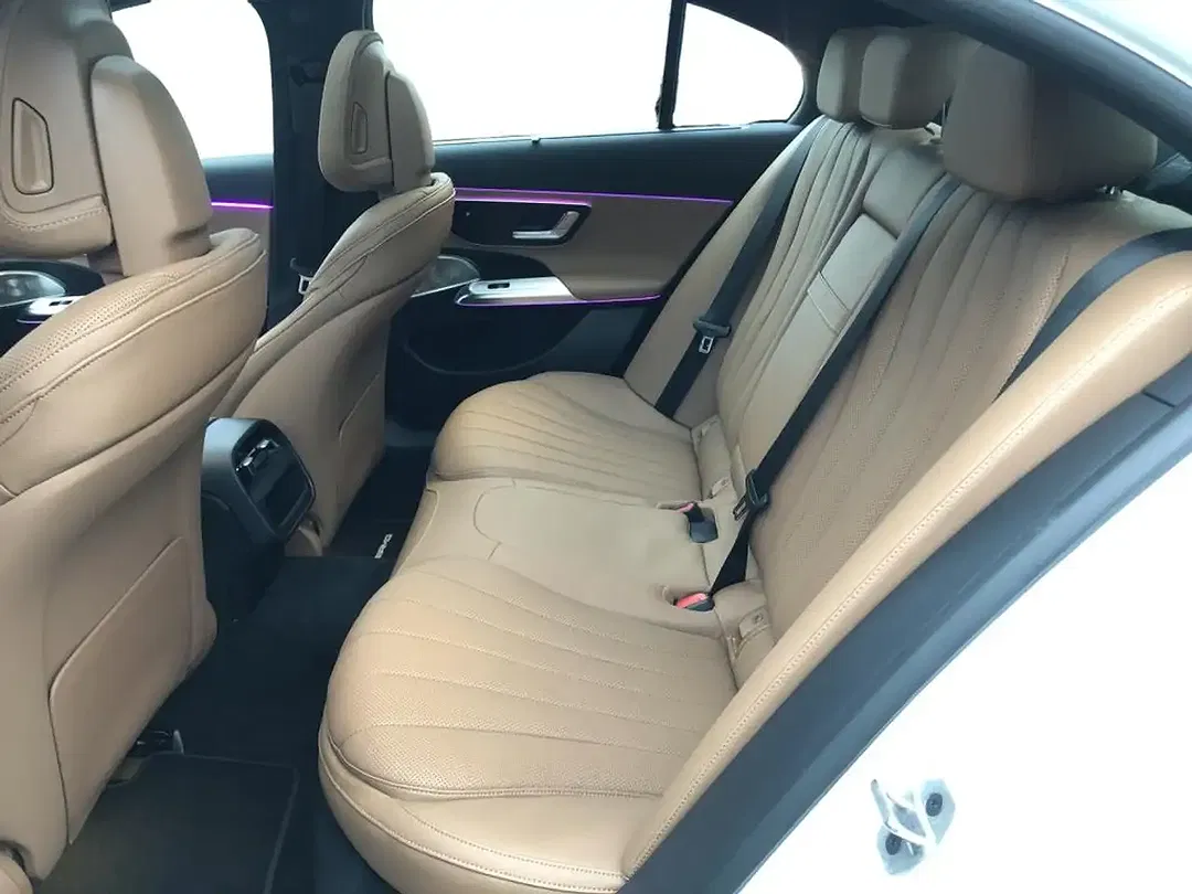 Mercedes-Benz E 450 4MATIC - Thumbnail 7