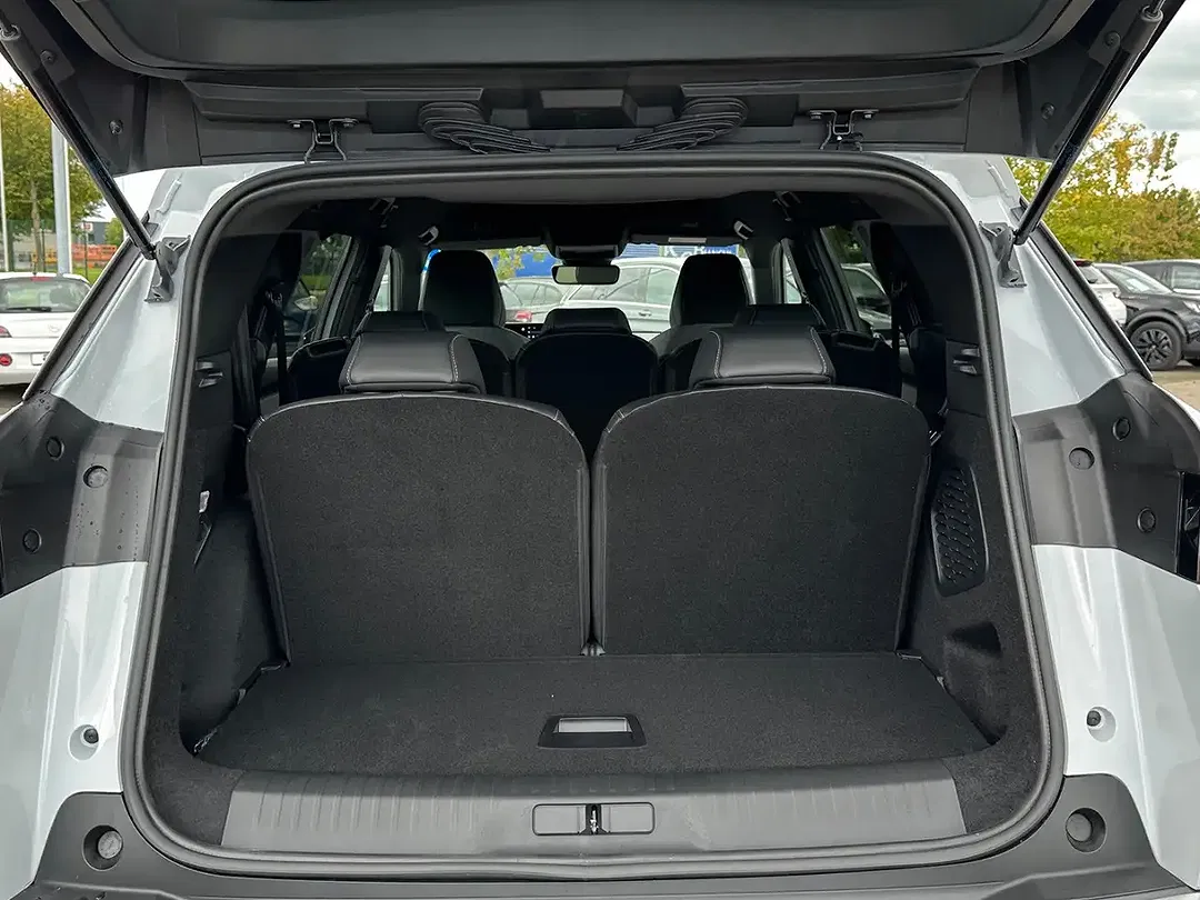 Peugeot 5008 Hybrid - Thumbnail 13