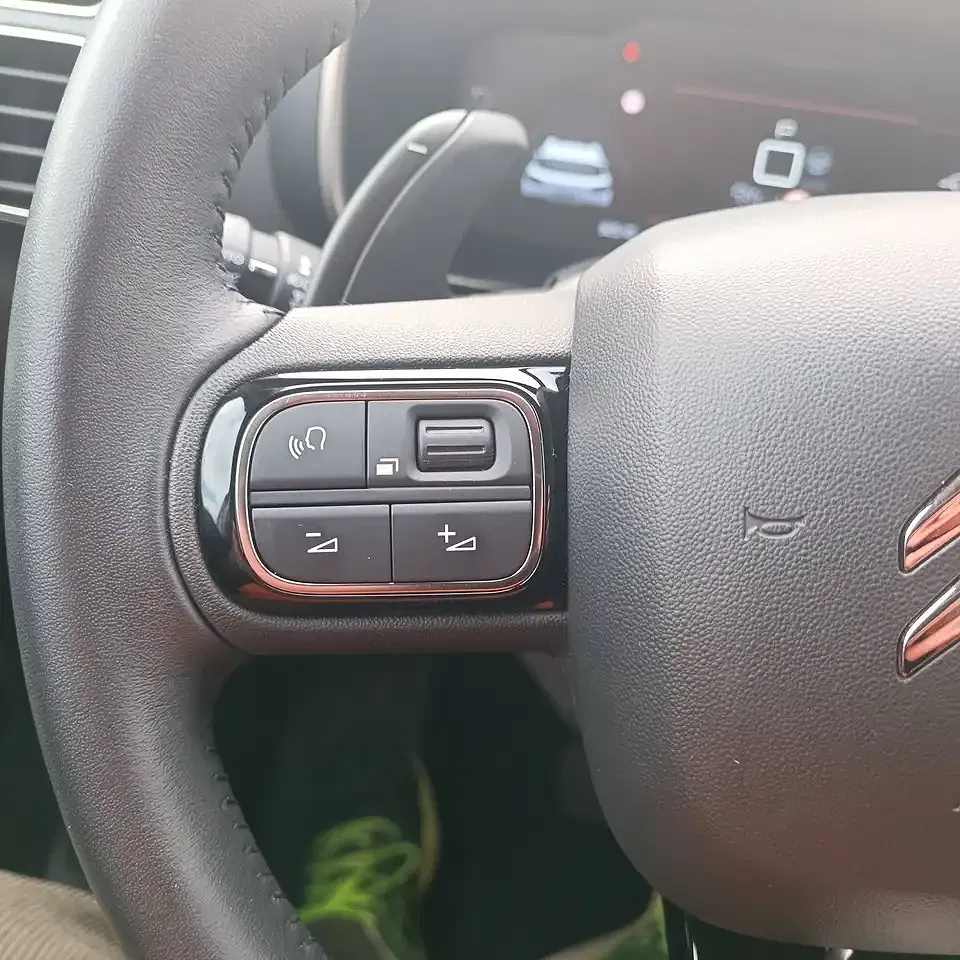 Citroen C5 Aircross 1.2 PureTech MHEV - foto 15