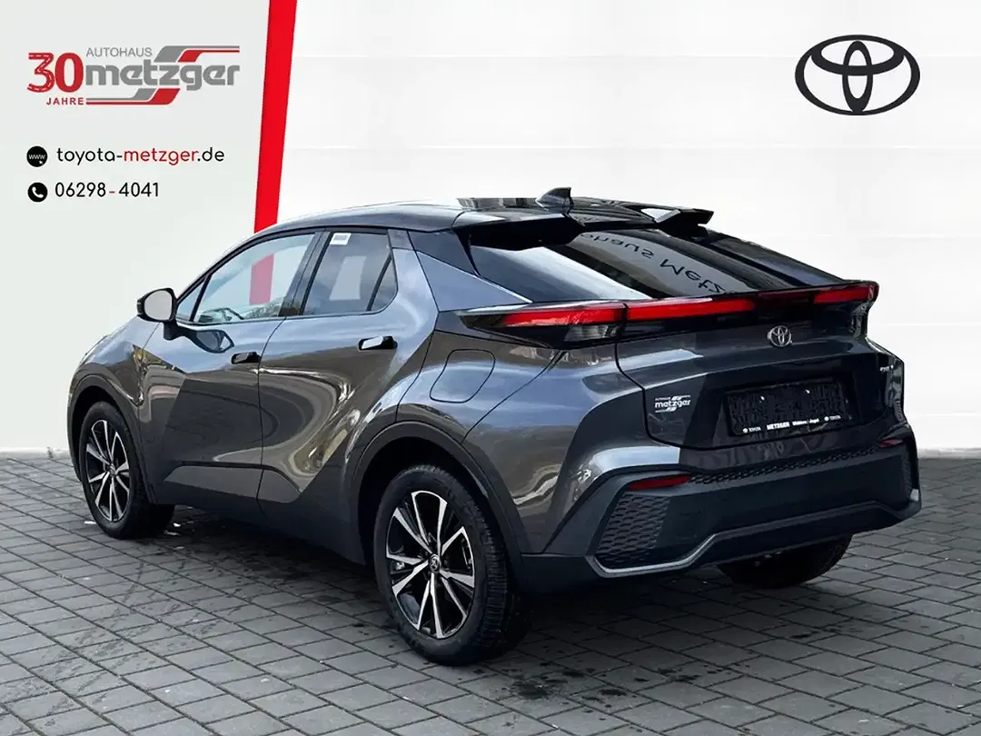 Toyota C-HR PHEV Team Deutschland - Thumbnail 4