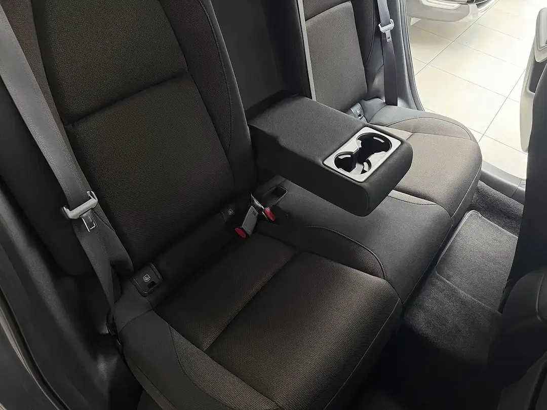 Mazda 3 - Thumbnail 9