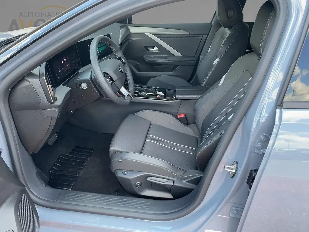 Opel Astra GS - Thumbnail 4