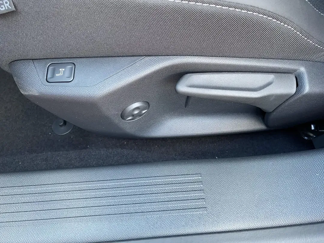 Opel Astra GS - Thumbnail 6