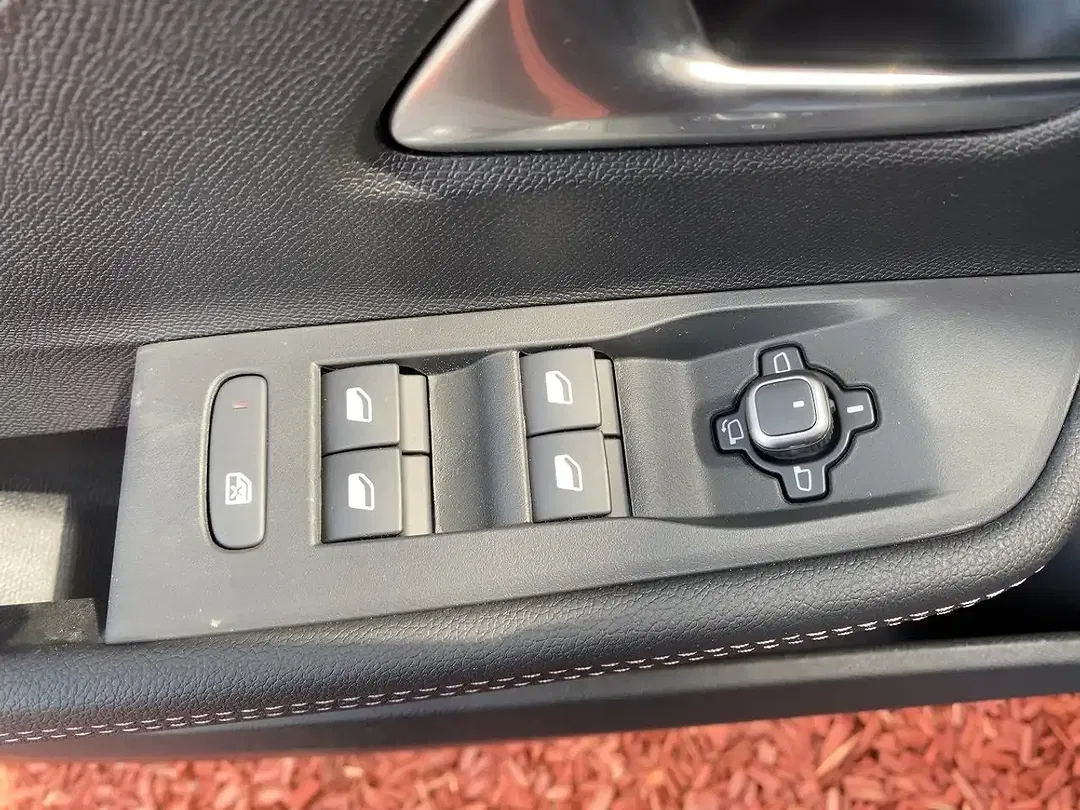 Opel Astra GS - Thumbnail 7