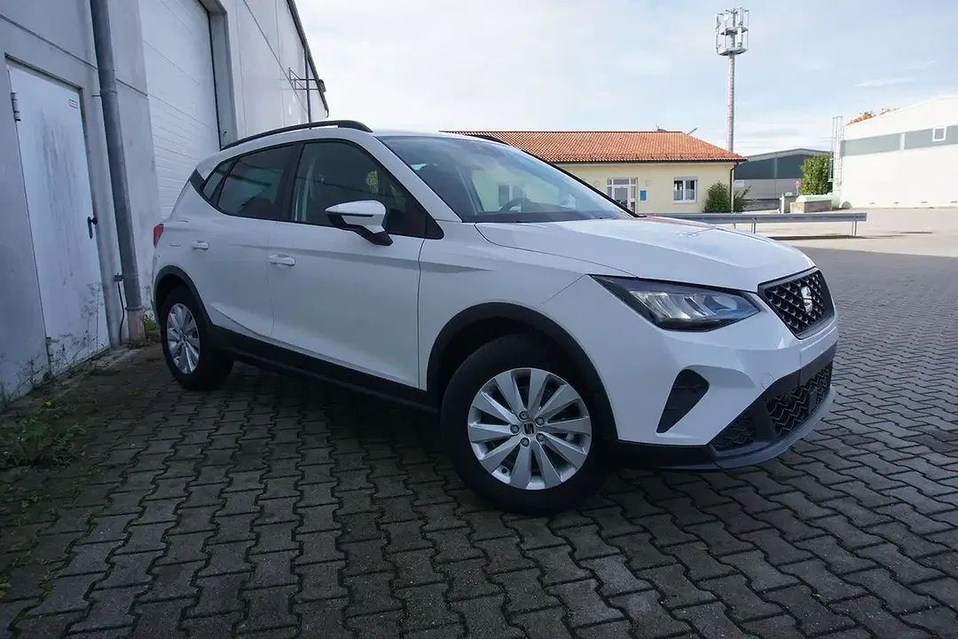 SEAT Arona 1.0 TSI Style - foto 1