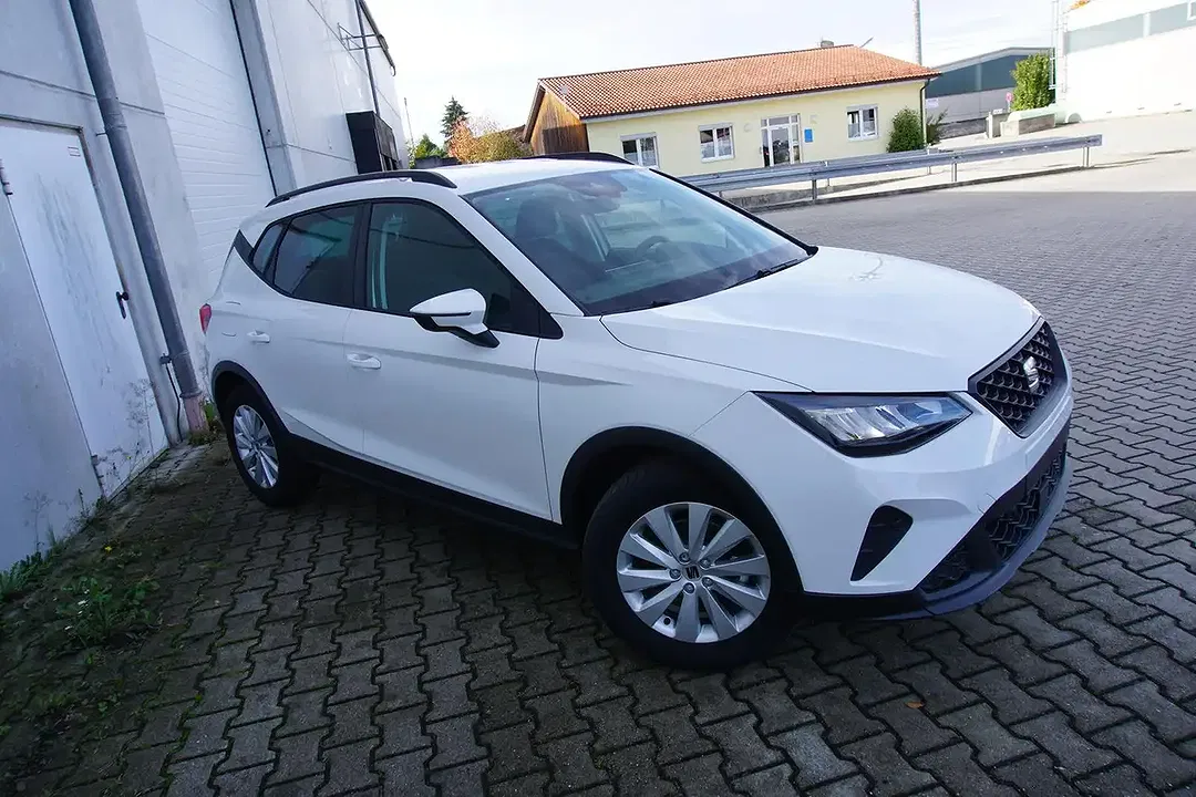 SEAT Arona 1.0 TSI Style - Thumbnail 8
