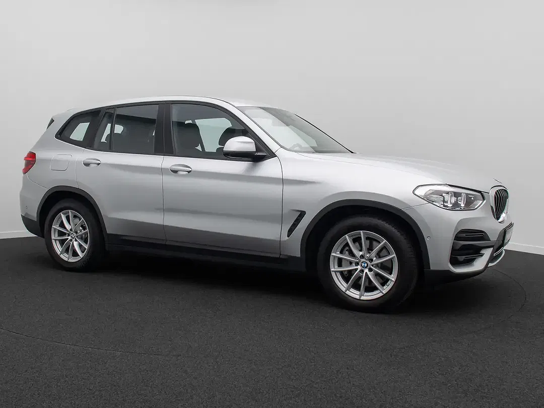 BMW X3 - Thumbnail 4