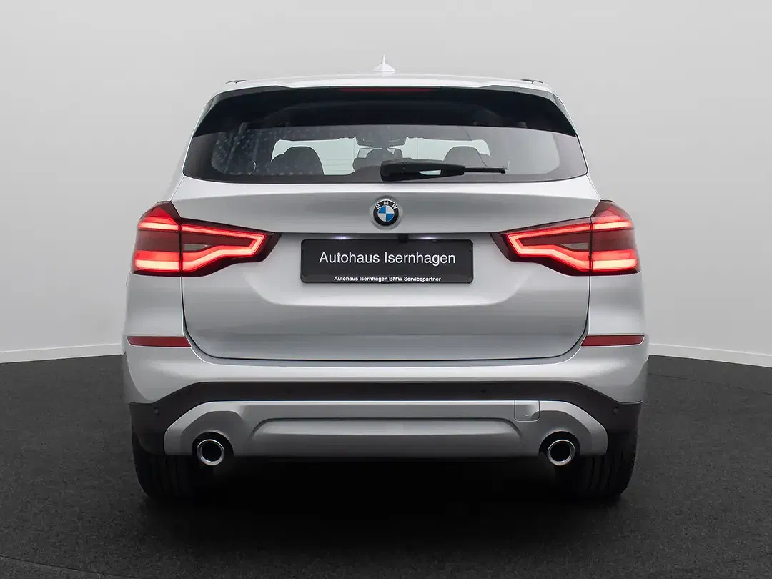 BMW X3 - Thumbnail 8