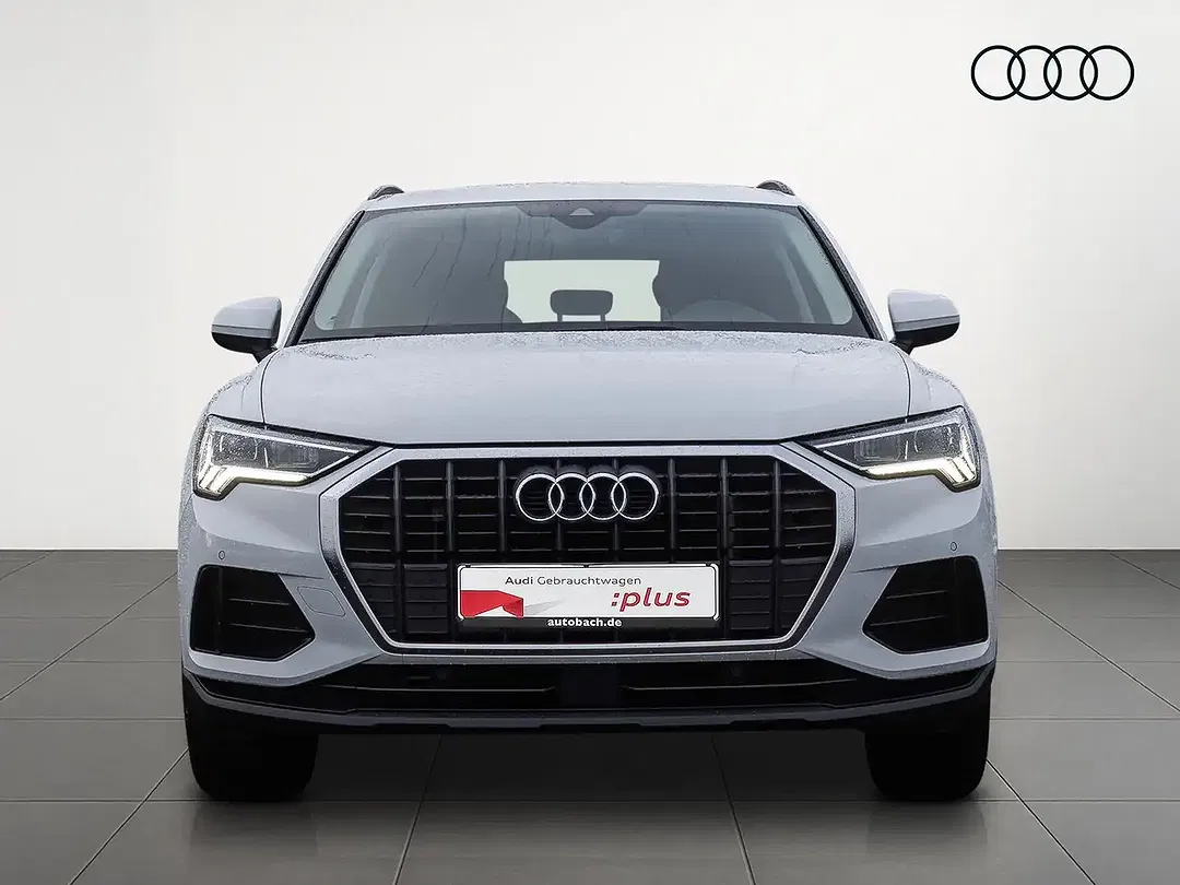 Audi Q3 S tronic - Thumbnail 3