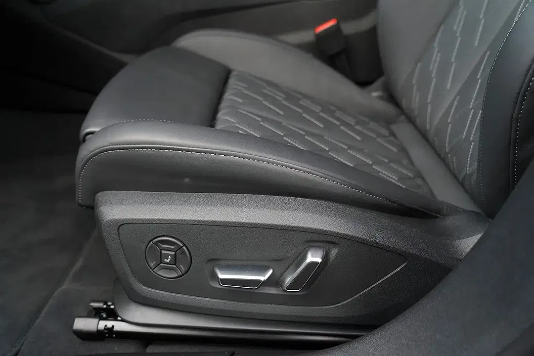 Audi A6 e-tron performance Avant S line Pro - Thumbnail 13