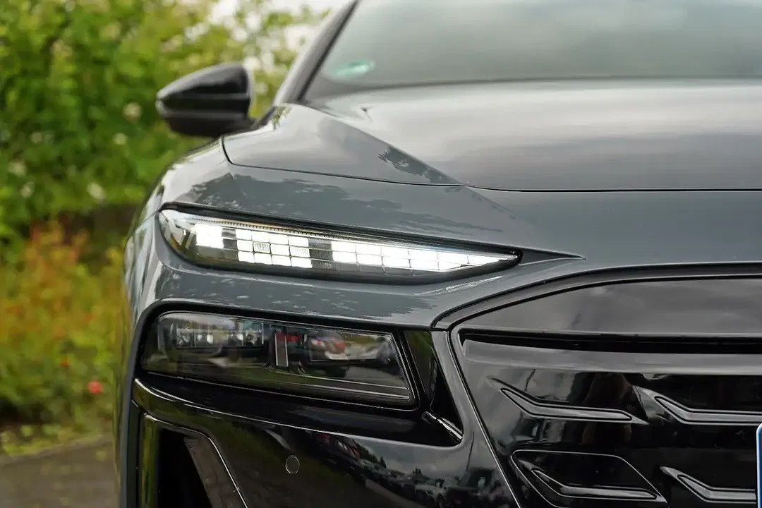 Audi A6 e-tron performance Avant S line Pro - Thumbnail 4