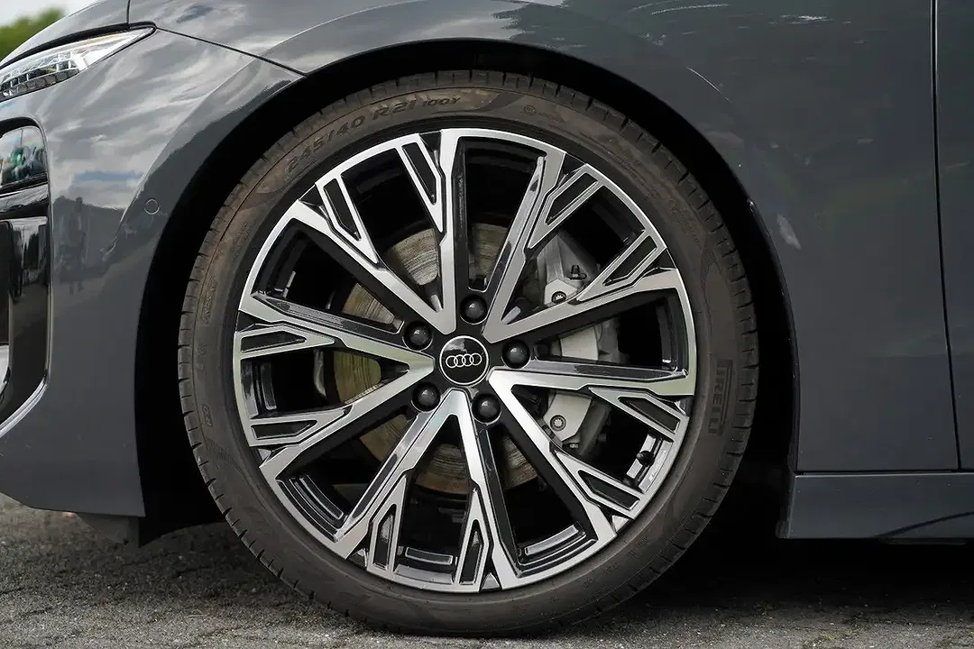 Audi A6 e-tron performance Avant S line Pro - Thumbnail 6