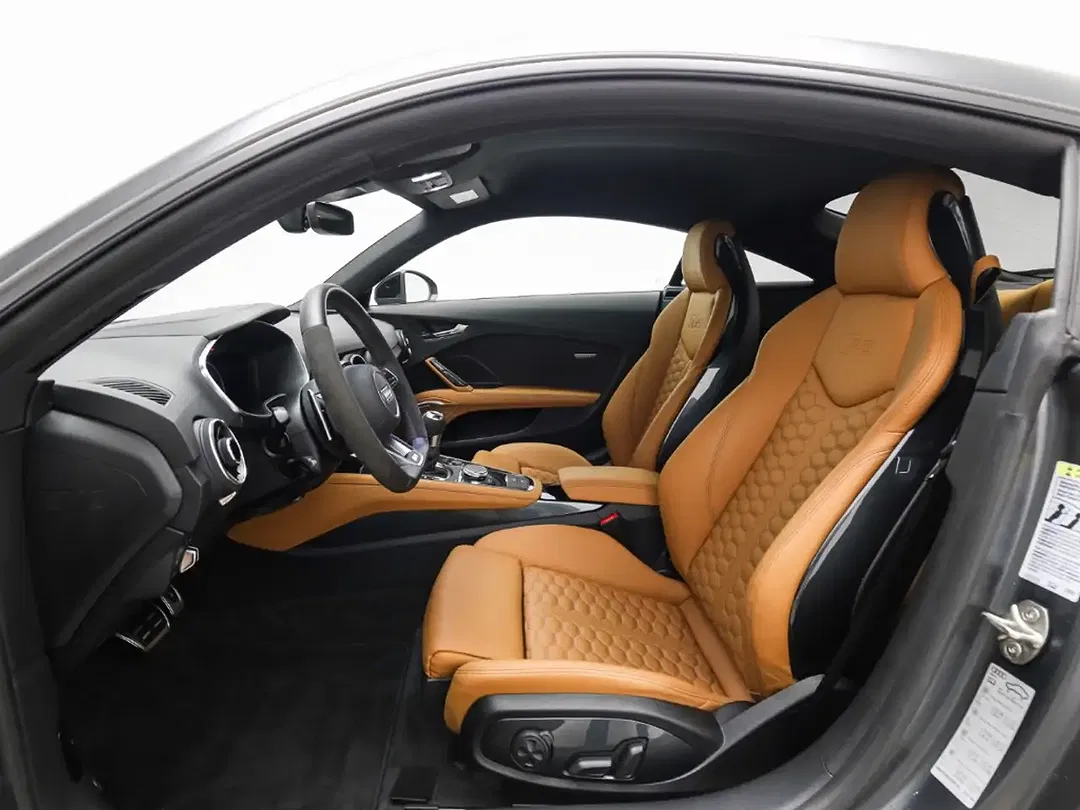 Audi TT RS Coupe exclusive - Thumbnail 6