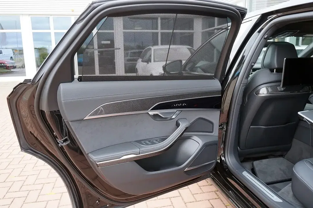 Audi A8 60 TFSI e quattro - Thumbnail 13