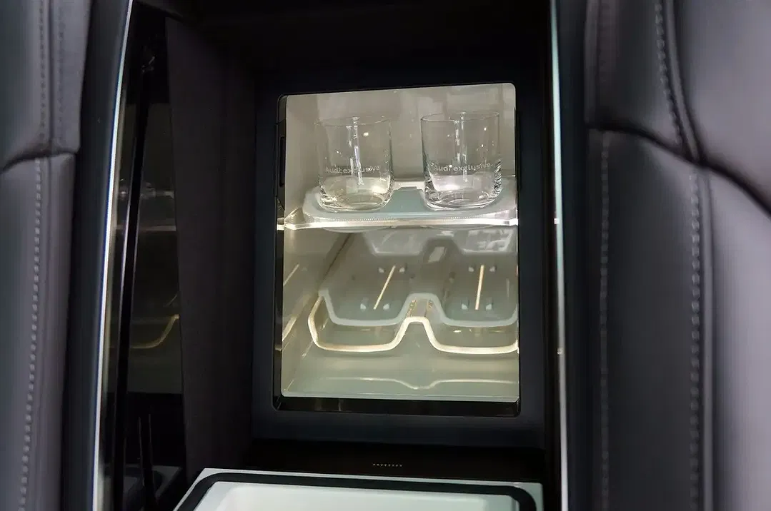 Audi A8 60 TFSI e quattro - Thumbnail 19