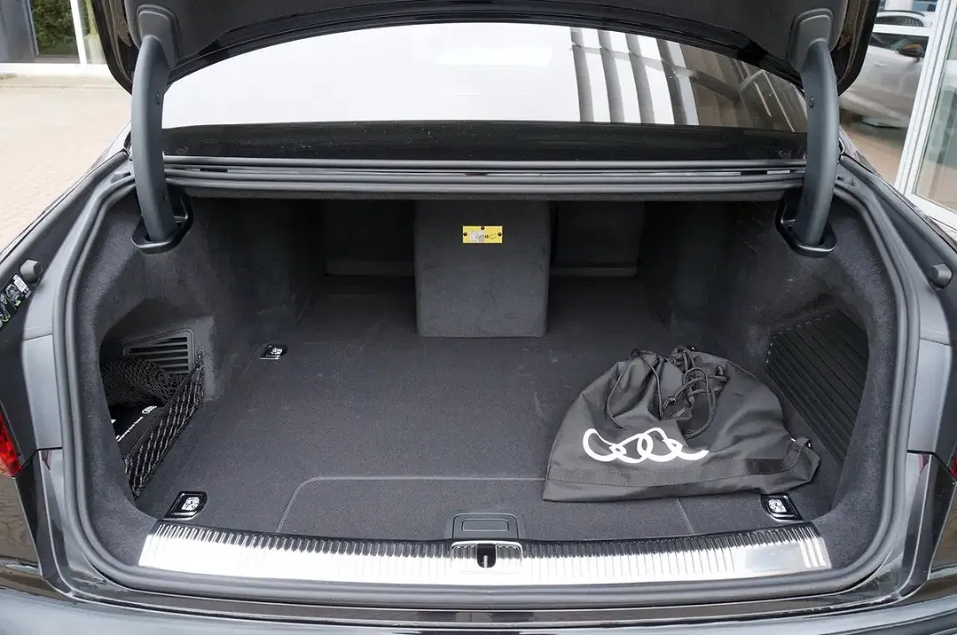 Audi A8 60 TFSI e quattro - Thumbnail 28