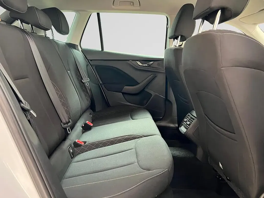 Skoda Kamiq 1.0 TSI Ambition - Thumbnail 14