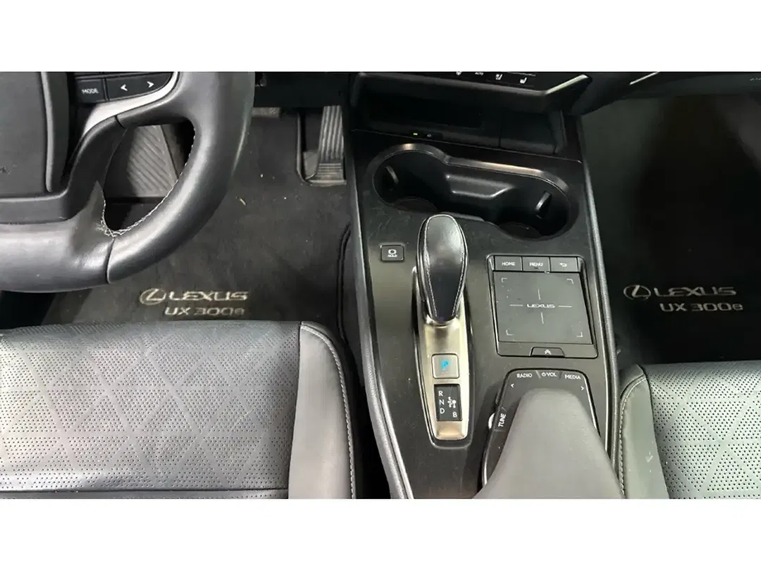 Lexus UX 300e Premium - Thumbnail 11