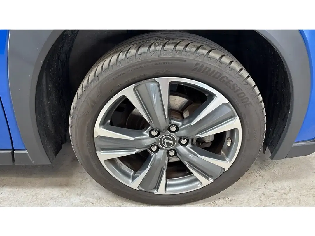 Lexus UX 300e Premium - Thumbnail 20
