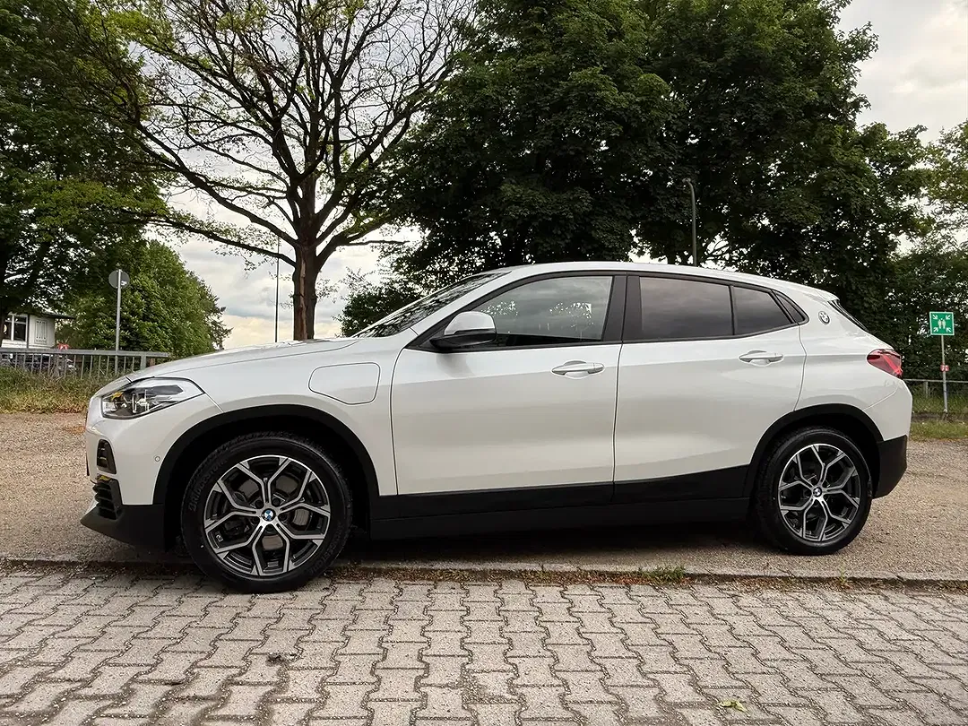 BMW X2 xDrive M Advantage - Thumbnail 6