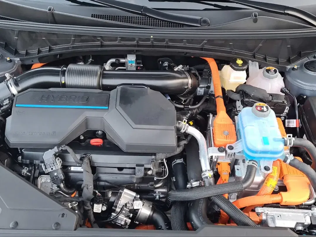 Hyundai TUCSON 1.6 T-GDI PHEV DCT - Thumbnail 11