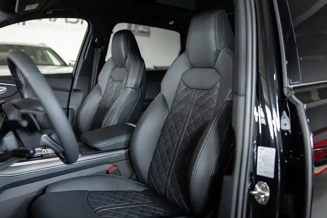 Audi Q7 60 TFSI e quattro S line - Thumbnail 17