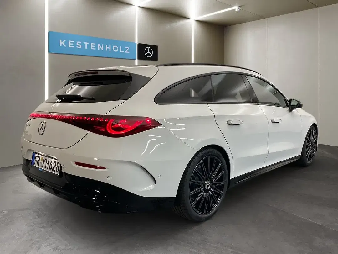 Mercedes-Benz CLA 220 AMG Night - Thumbnail 4