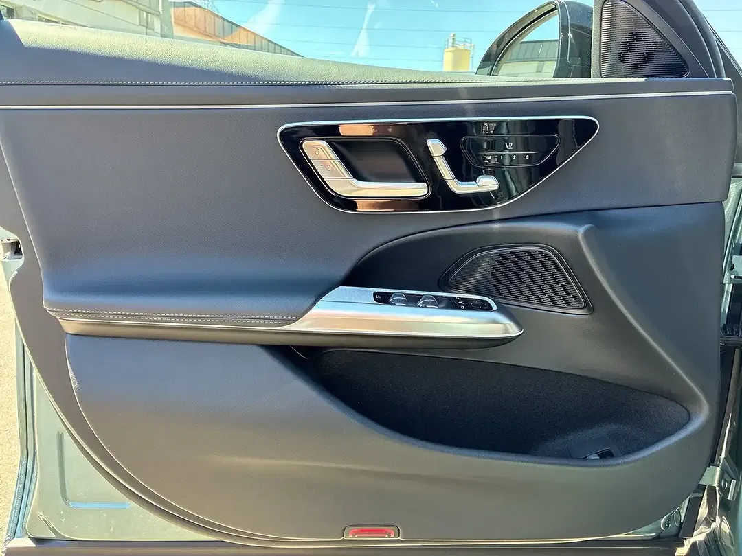 Mercedes-Benz E 300 EQ Hybrid 4MATIC - Thumbnail 10