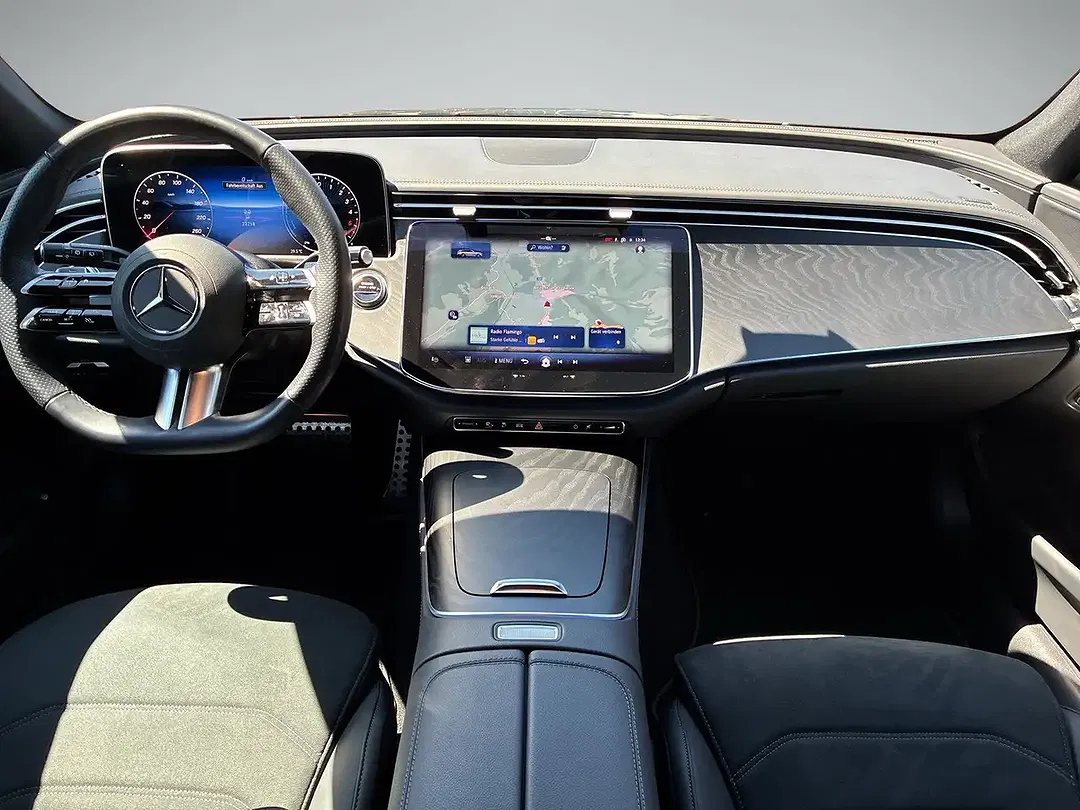 Mercedes-Benz E 300 EQ Hybrid 4MATIC - Thumbnail 7