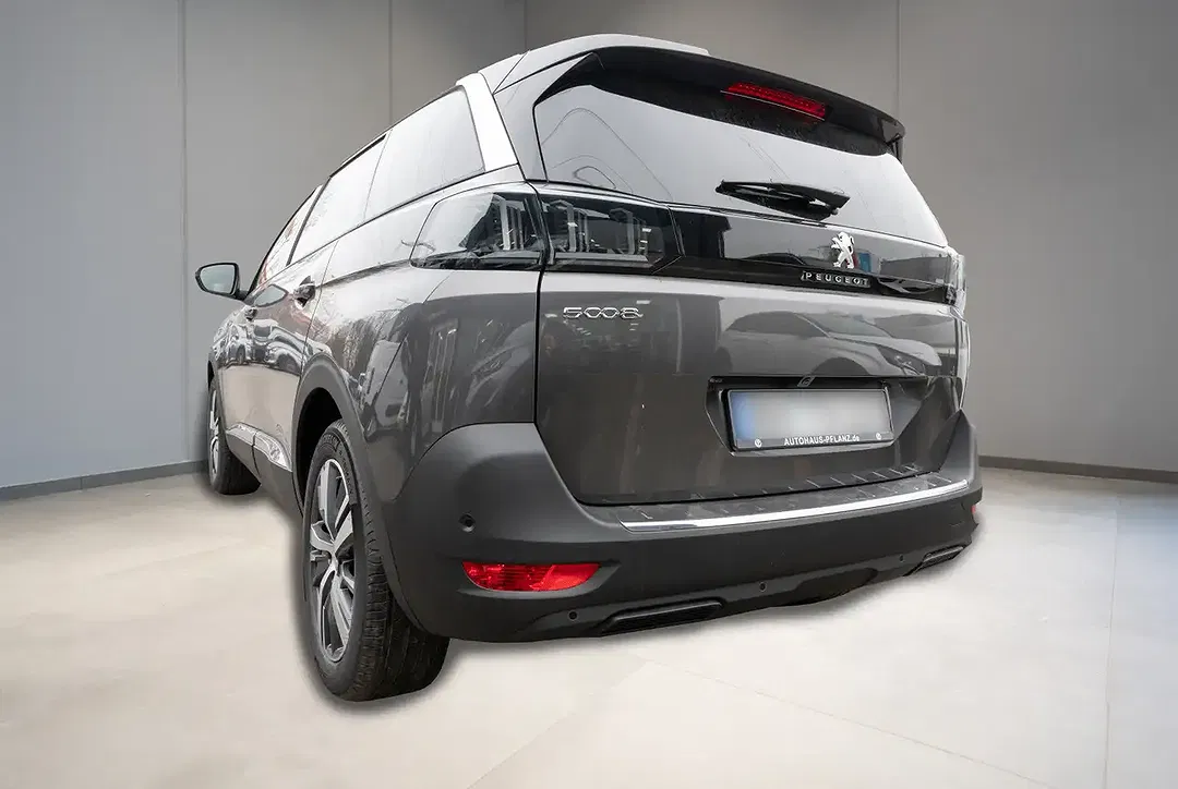 Peugeot 5008 130 BlueHDi EAT8 Allure Pack - Thumbnail 4