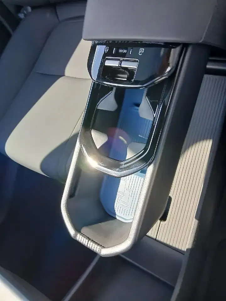 Volvo EX30 EV Ultra - foto 15