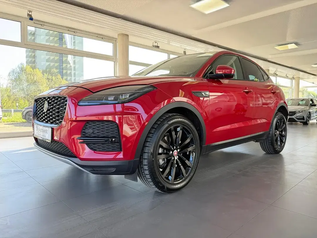 Jaguar E-Pace AUT SE - Thumbnail 3