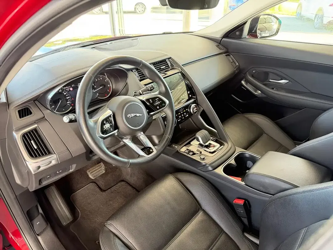 Jaguar E-Pace AUT SE - Thumbnail 9