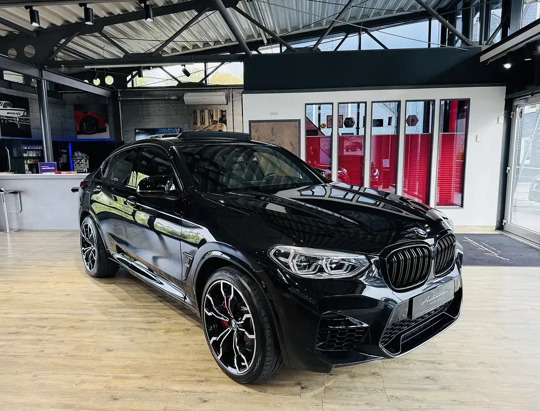 BMW X4 M Competition - Thumbnail 9