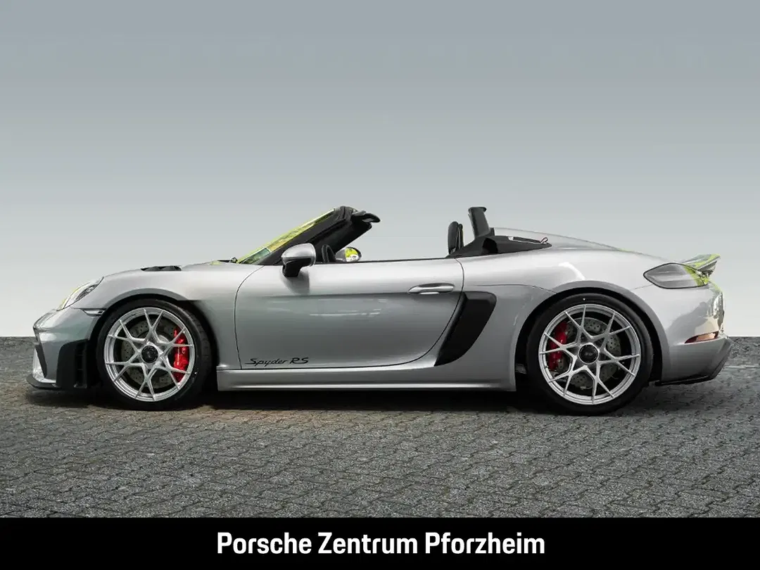 Porsche 718 Spyder RS - foto 2