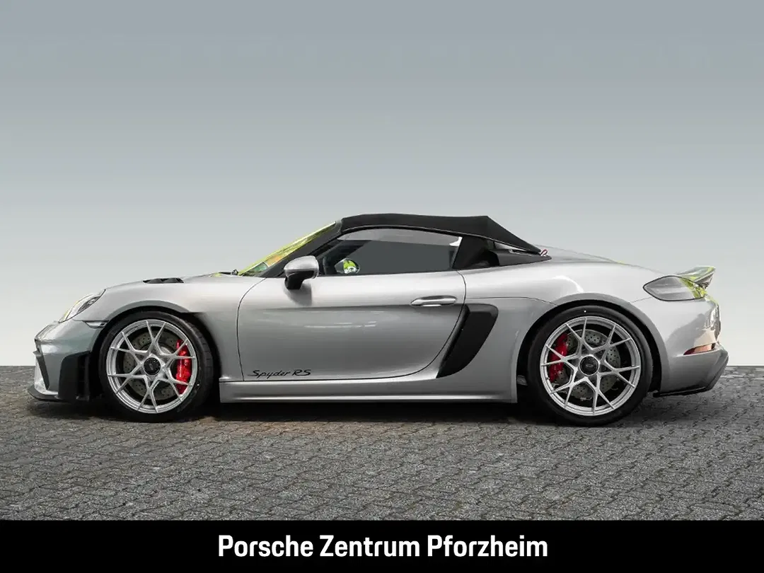 Porsche 718 Spyder RS - Thumbnail 6
