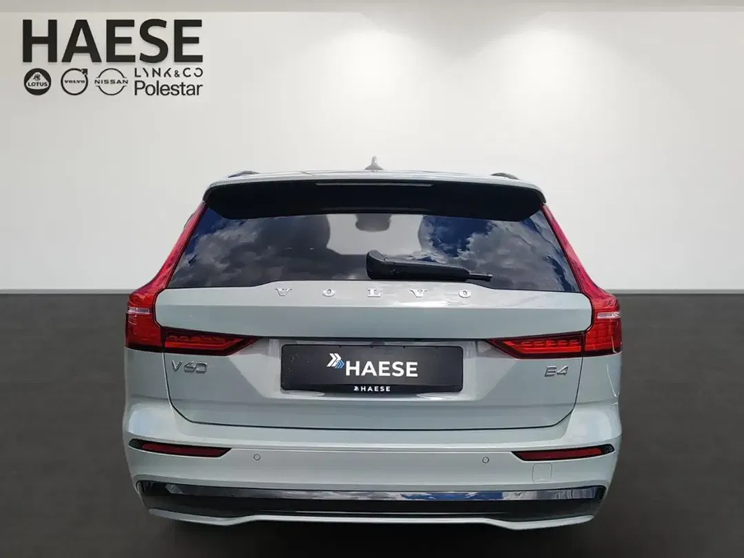Volvo V60 B4 MHEV Plus Dark - Thumbnail 5
