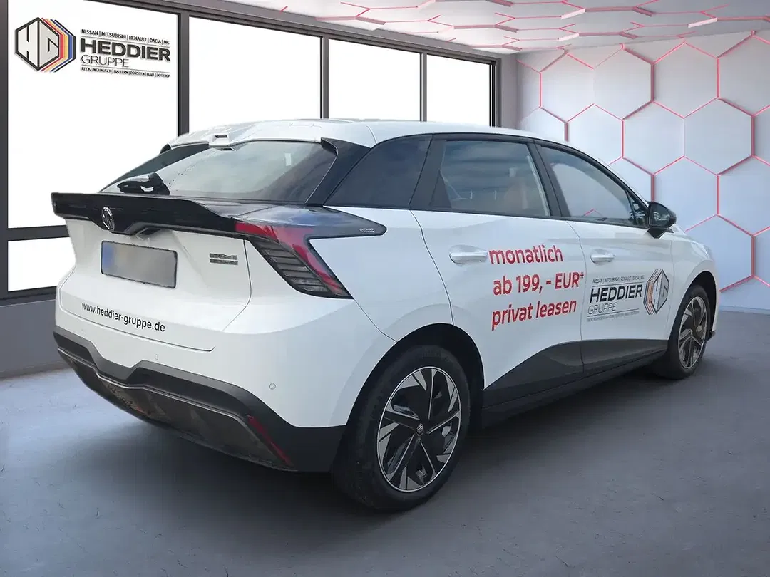 MG MG4 Standard - Thumbnail 3