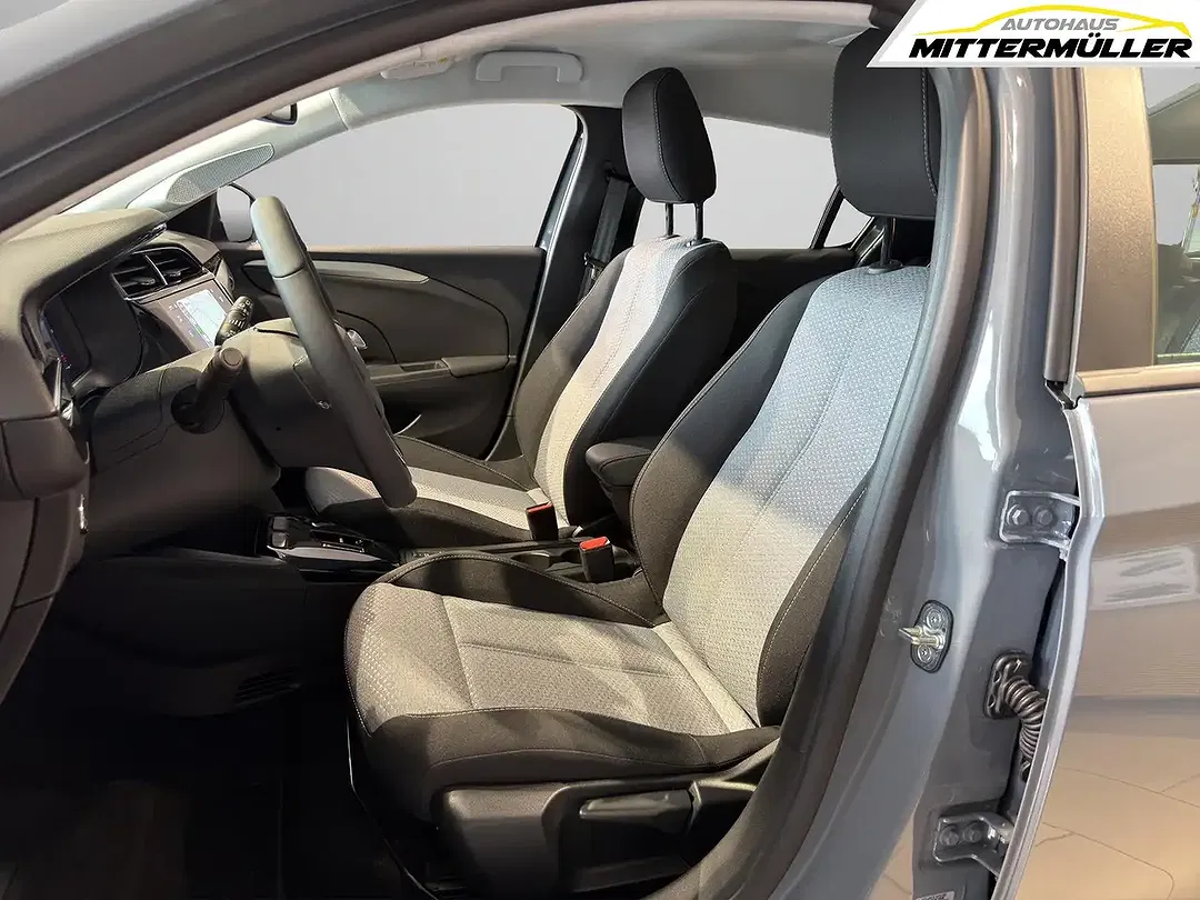 Opel Corsa - Thumbnail 11