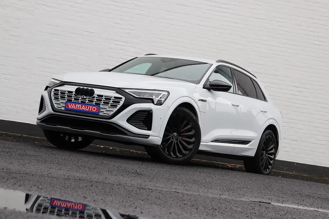 Audi Q8 e-tron 55 competition - Thumbnail 20