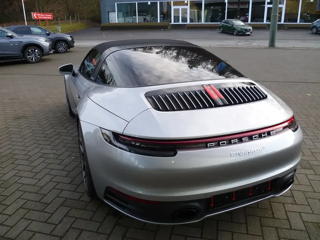 Porsche Targa 3.0 PDK Carrera 4S Turbo - Thumbnail 10