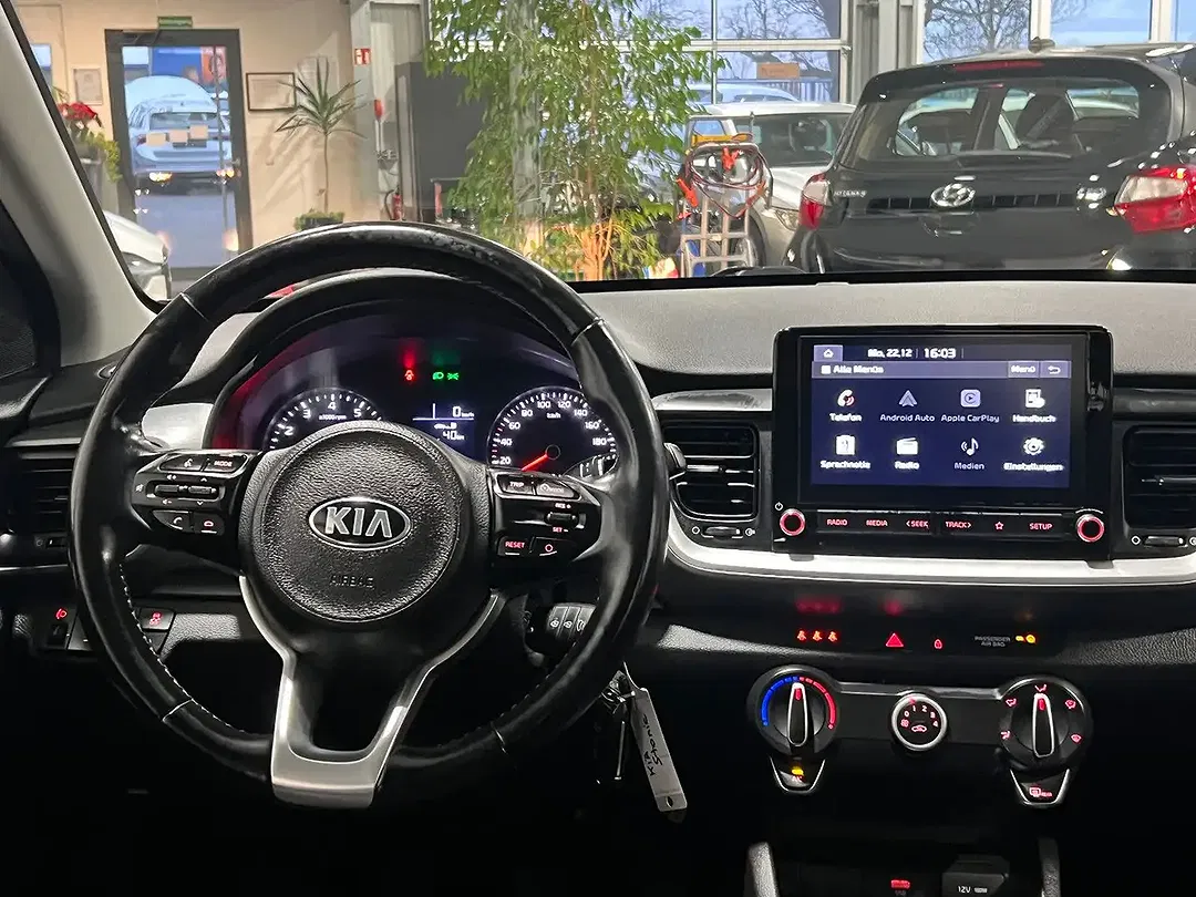 Kia Stonic Edition 7 - Thumbnail 11