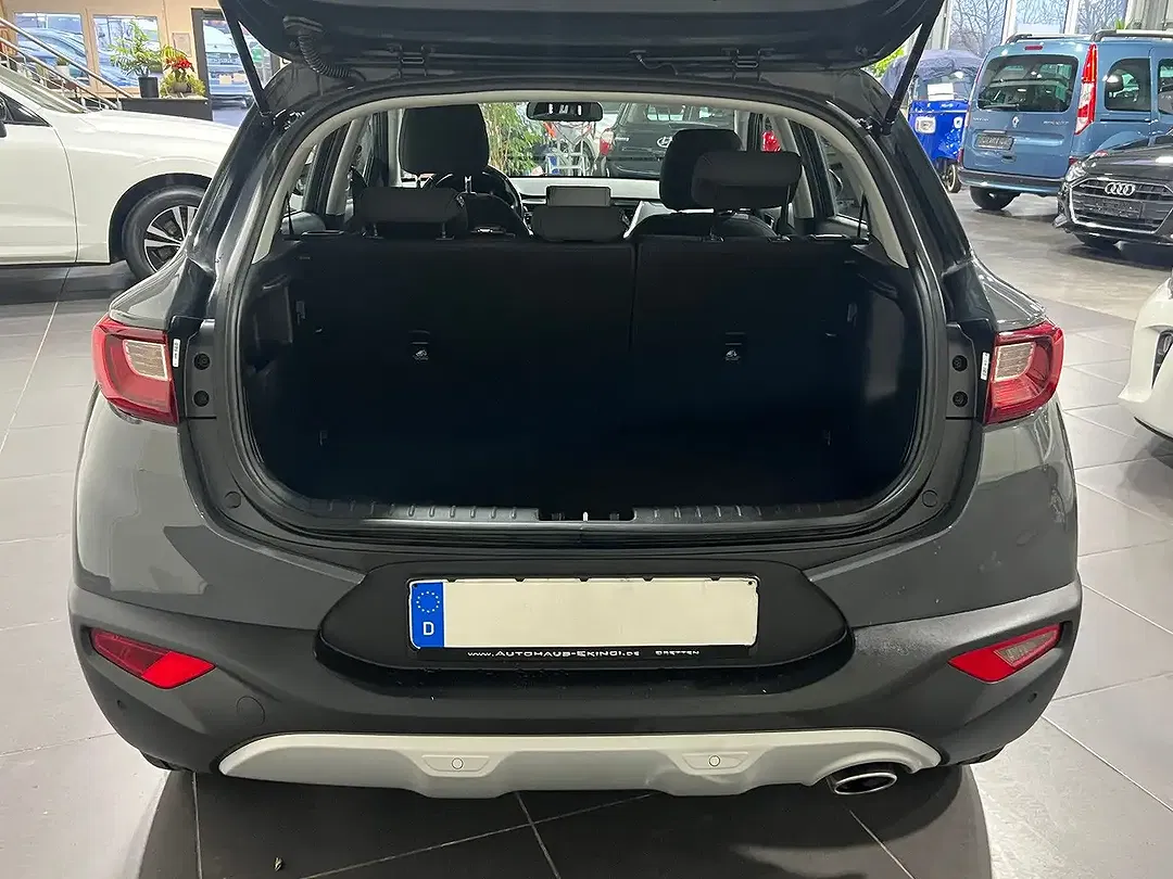 Kia Stonic Edition 7 - Thumbnail 5