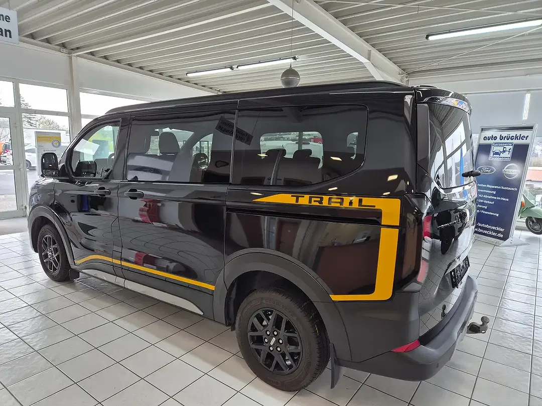 Ford Transit Custom 4x4 - Thumbnail 9