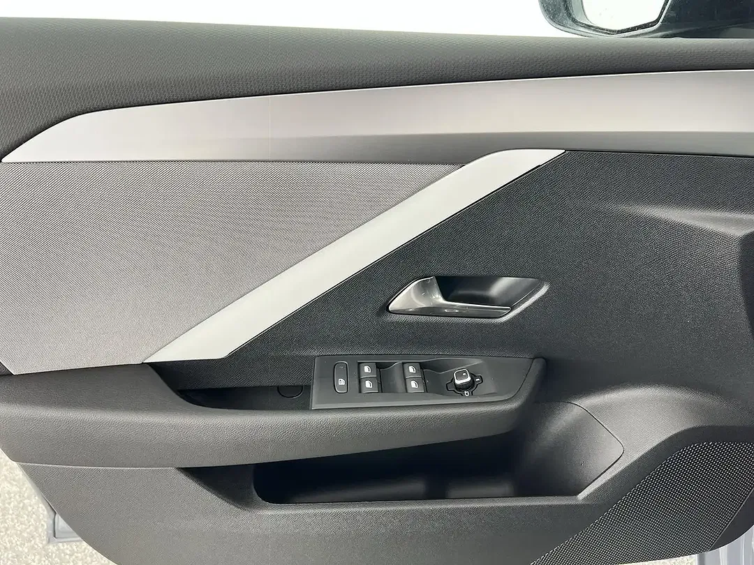 Opel Astra Hybrid 1.2 Edition - Thumbnail 10