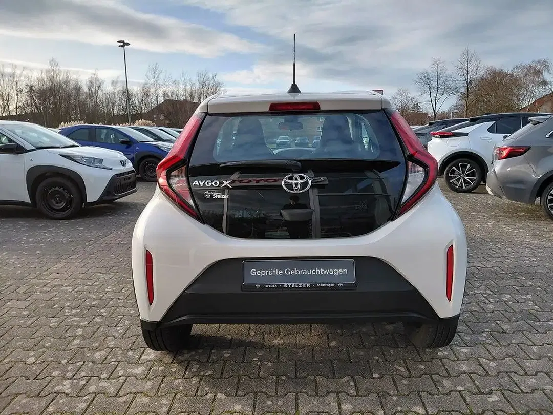 Toyota Aygo X - Thumbnail 4