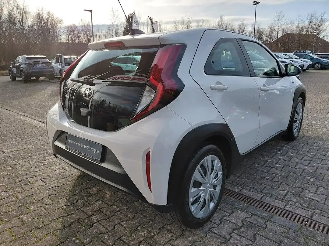 Toyota Aygo X - Thumbnail 5