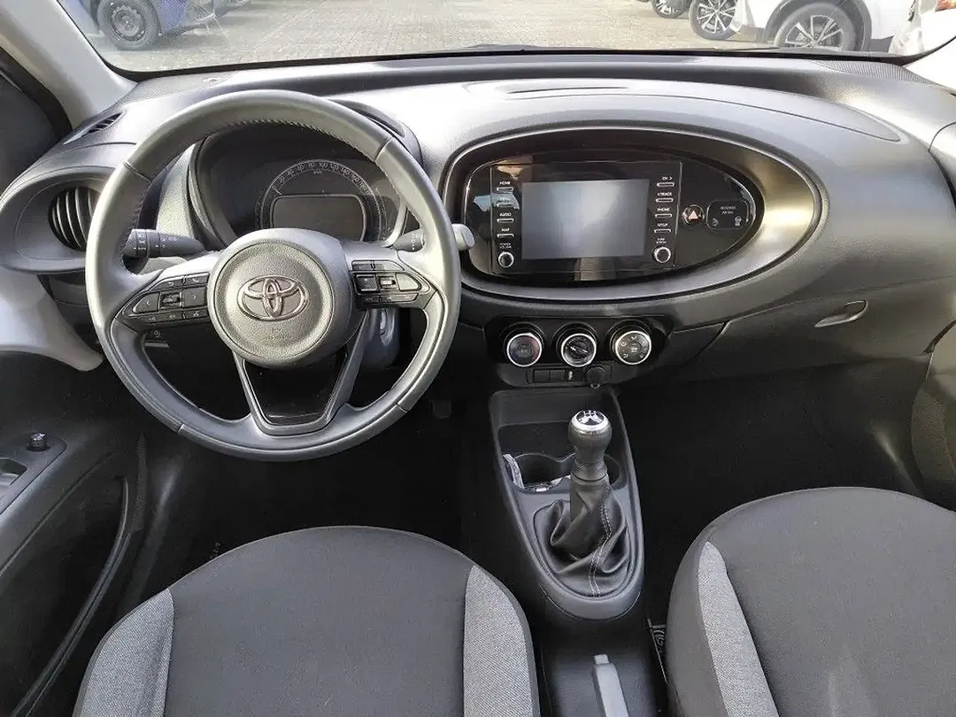 Toyota Aygo X - Thumbnail 8
