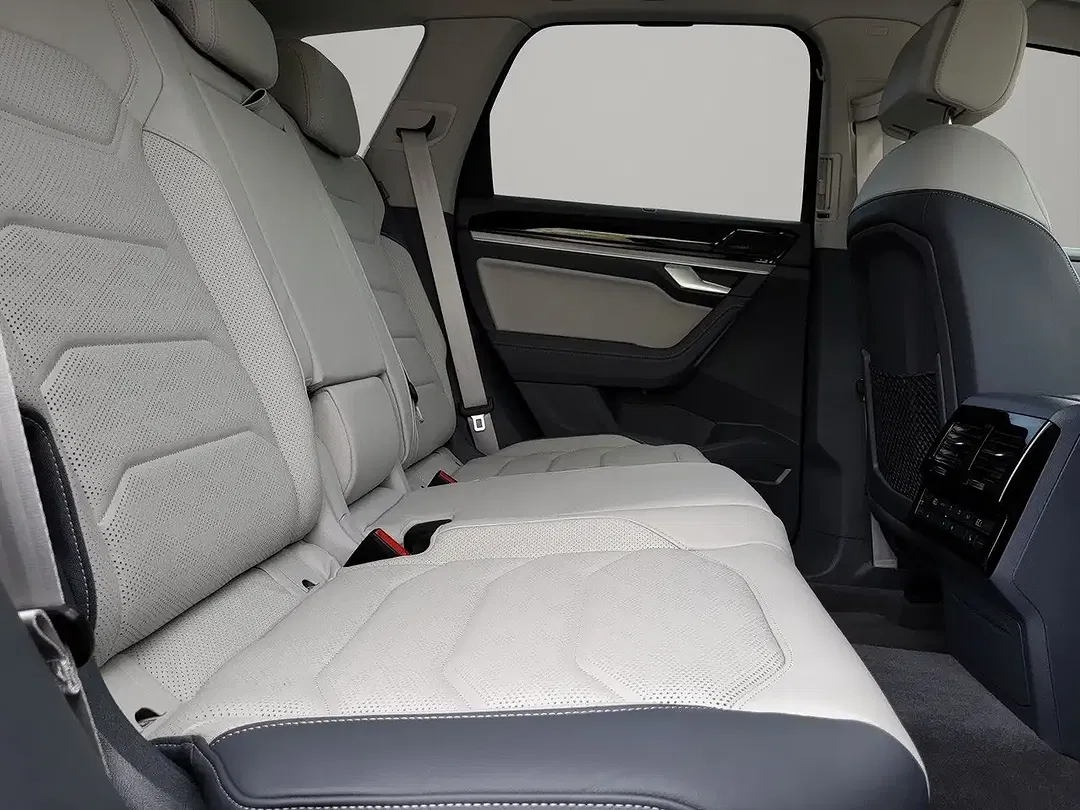 Volkswagen Touareg 3.0 TSI eHybrid 4Motion - Thumbnail 12