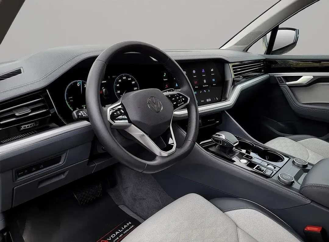 Volkswagen Touareg 3.0 TSI eHybrid 4Motion - Thumbnail 9